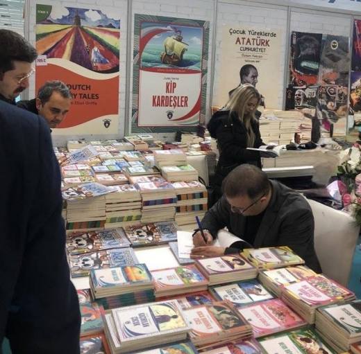 author writer portrait